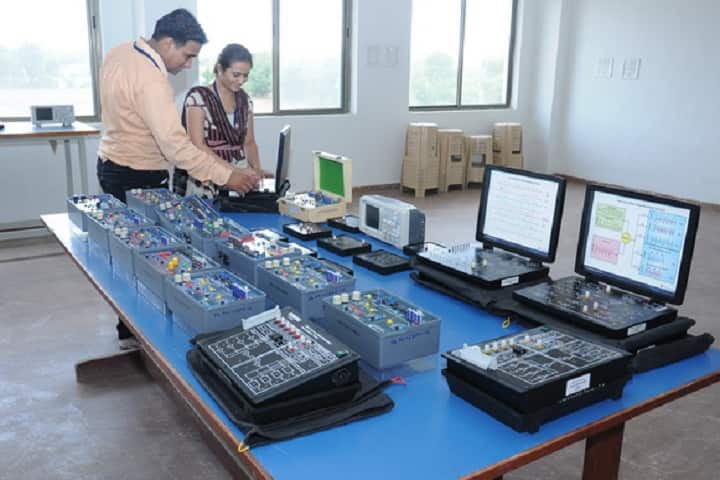 SVBIT Gandhinagar campus in Gandhinagar, Gujarat, India — photo 6