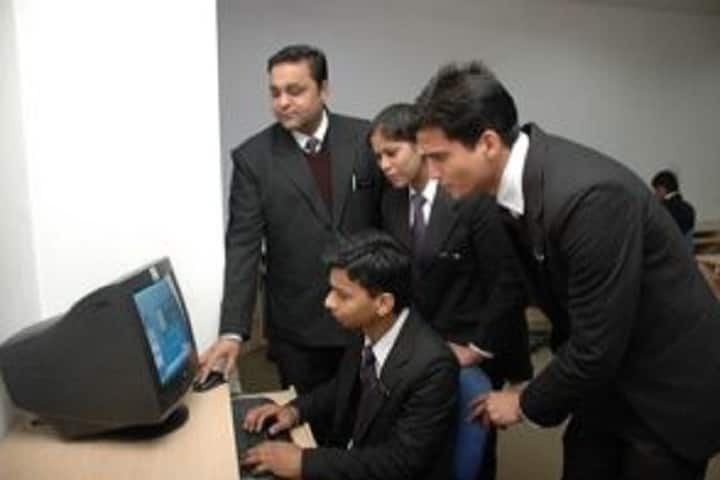 RIG Institute of Hospitality and Management campus in Greater Noida, Uttar Pradesh, India — photo 4