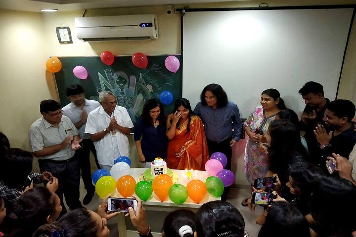 Dr Jaya and Dr Harivadan Shah Institute of Applied Science campus in Surat, Gujarat, India — photo 5