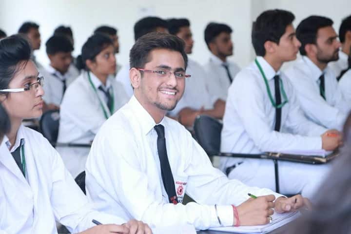 Mahaveer Nursing and Paramedical College campus in Meerut, Uttar Pradesh, India — photo 2
