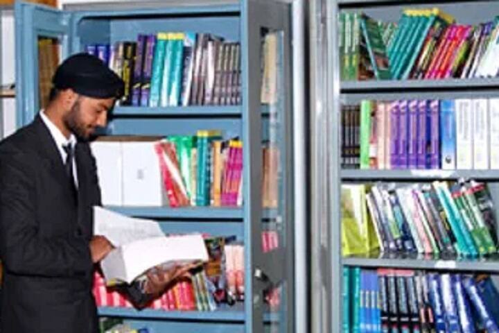 Himachal Institute of Pharmacy campus in Paonta Sahib, Himachal Pradesh, India — photo 4