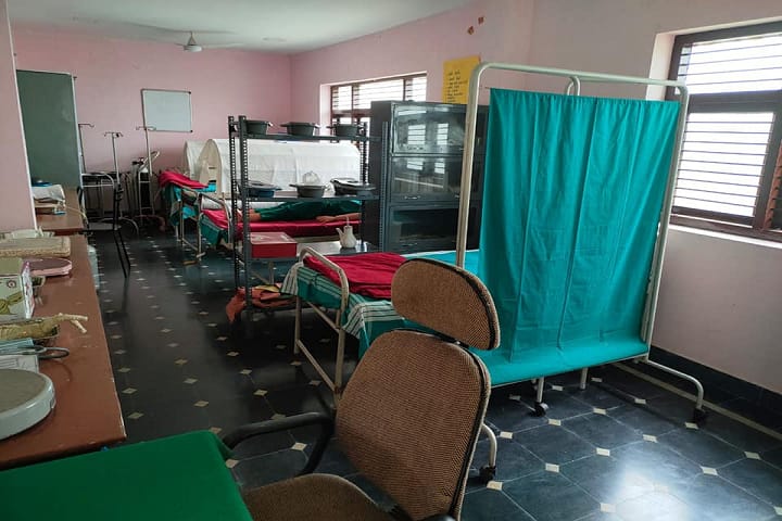 Mahatma Gandhi Professional College of Nursing campus in Bangalore, Karnataka, India — photo 5