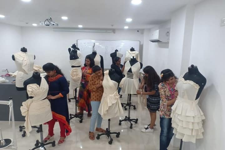 Trendz Institute of Fashion Technology campus in Begumpet, Telangana, India — photo 2