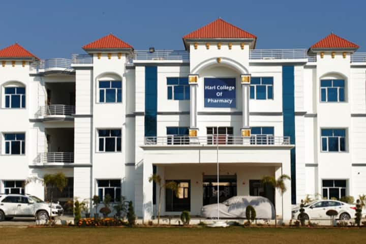 Hari College of Pharmacy campus in Saharanpur, Uttar Pradesh, India — photo 1