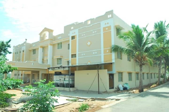 Nandha Ayurveda Medical College and Hospital campus in Erode, Tamil Nadu, India — photo 2