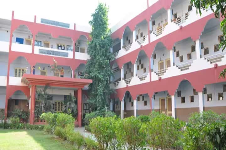 BRCM College of Business Administration campus in Surat, Gujarat, India — photo 1