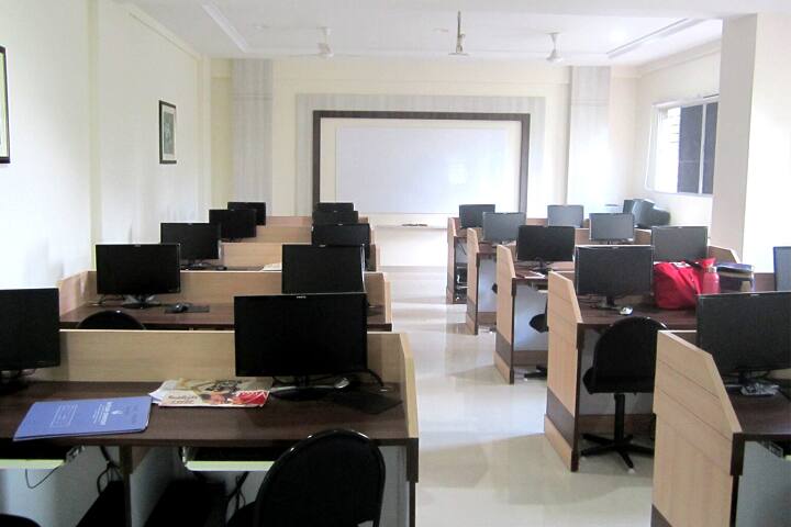 Madhukarrao Mahakalkar Nursing School campus in Nagpur, Maharashtra, India — photo 4