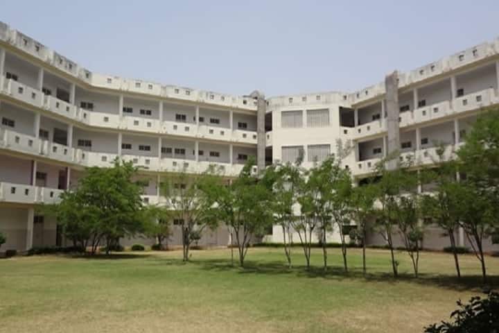 IPS College of Pharmacy campus in Gwalior, Madhya Pradesh, India — photo 2