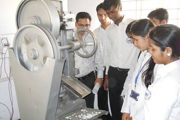 IPS College of Pharmacy campus in Gwalior, Madhya Pradesh, India — photo 5