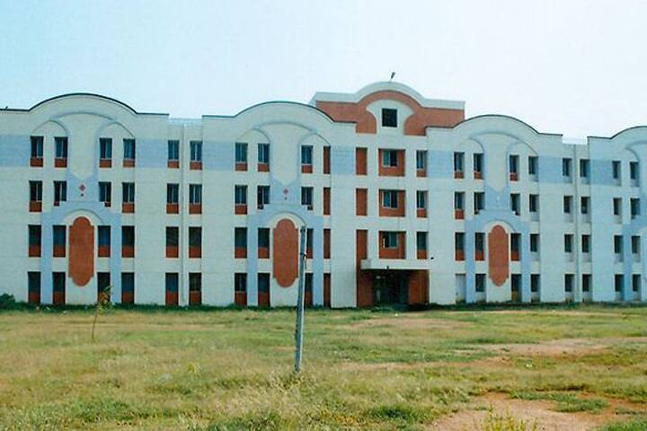 Madha College of Nursing campus in Chennai, Tamil Nadu, India — photo 1