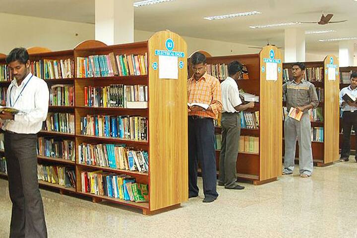 Madha College of Nursing campus in Chennai, Tamil Nadu, India — photo 4