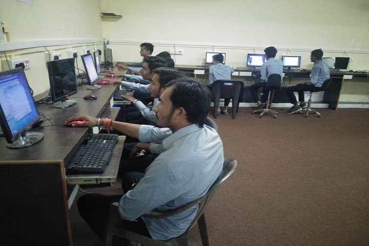 Yogeshwar College campus in Barwani, Madhya Pradesh, India — photo 4