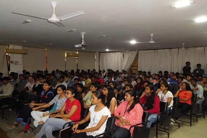 Smt SR Patel Engineering College campus in Patan, Gujarat, India — photo 2