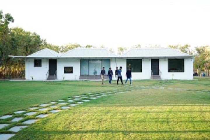 Smt SR Patel Engineering College campus in Patan, Gujarat, India — photo 5