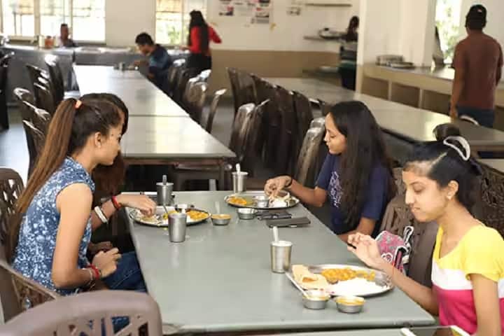 Madhuben and Bhanubhai Patel Institute of Technology campus in Anand, Gujarat, India — photo 3