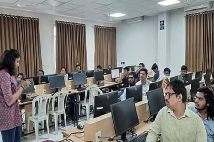 Madhuben and Bhanubhai Patel Institute of Technology campus in Anand, Gujarat, India — photo 6