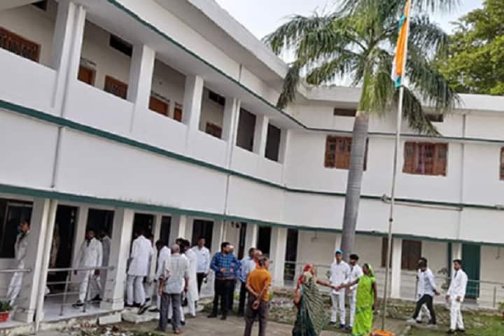 Sham-E-Ghausia Minority Unani Medical College and Hospital campus in Ghazipur, Uttar Pradesh, India — photo 5