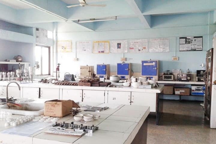 Institute of Industrial and Pharmaceutical Technology campus in Nashik, Maharashtra, India — photo 2