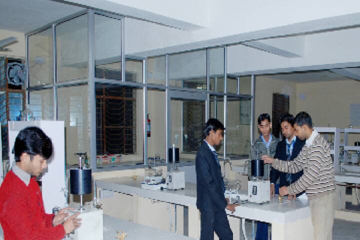Innovative College of Pharmacy campus in Greater Noida, Uttar Pradesh, India — photo 6