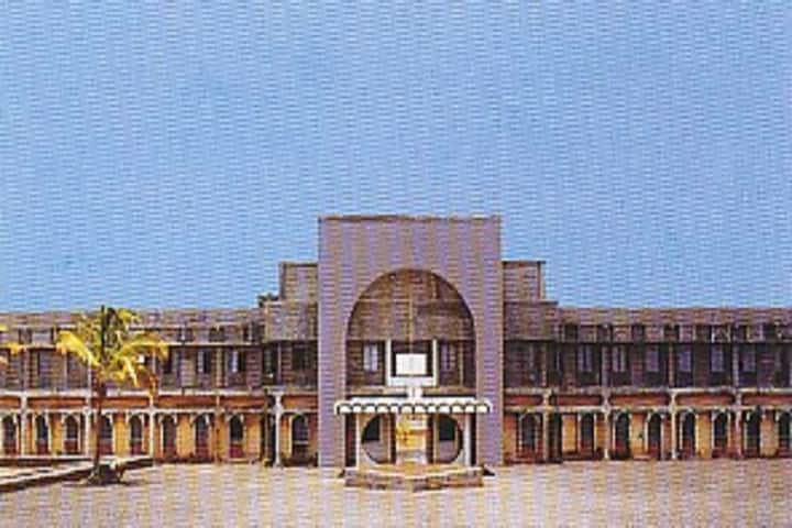 Jai Bhavani Shikshan Prasarak Mandal Institute of Pharmacy campus in Beed, Maharashtra, India — photo 1