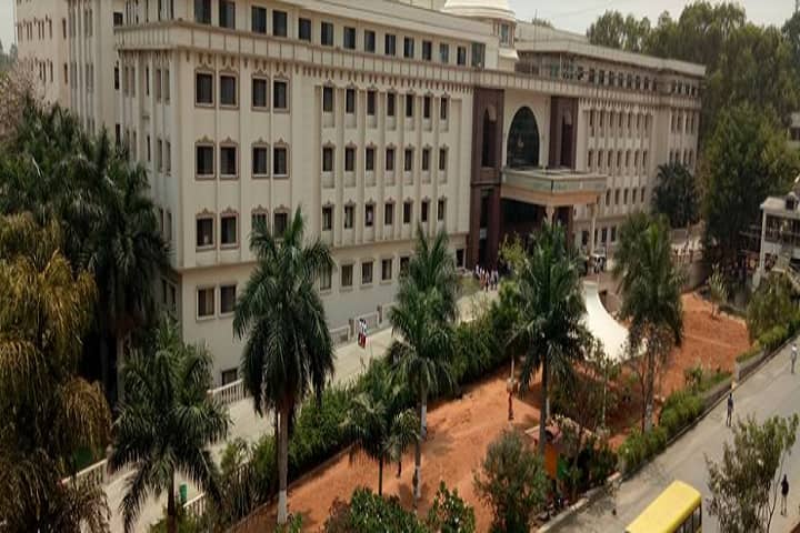 Vydehi Institute of Nursing Sciences and Research Center campus in Bangalore, Karnataka, India — photo 1