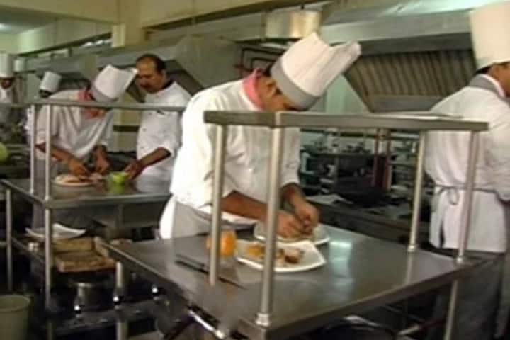 The Oxford College of Hotel Management campus in Bangalore, Karnataka, India — photo 2
