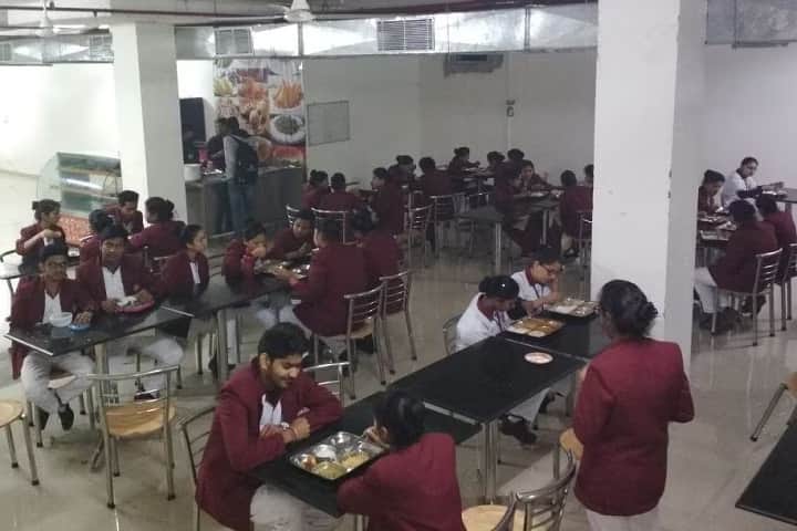Metro College of Health Sciences and Research campus in Greater Noida, Uttar Pradesh, India — photo 2
