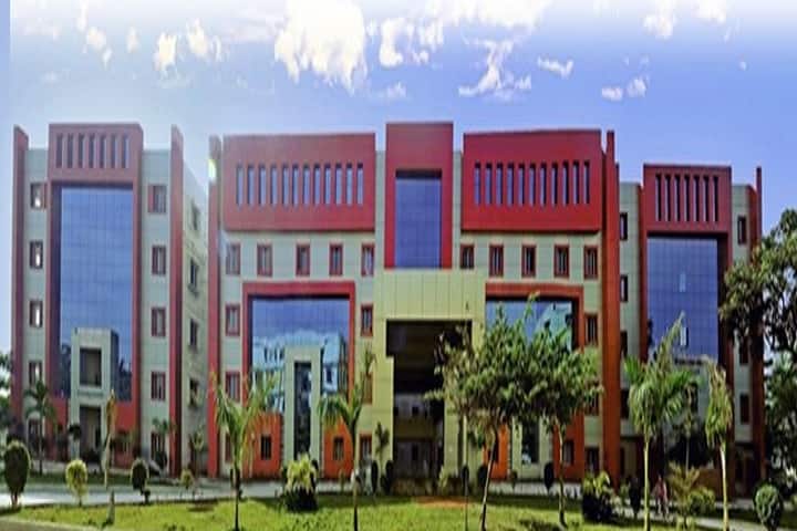 MLR Institute of Pharmacy campus in Hyderabad, Telangana, India — photo 1