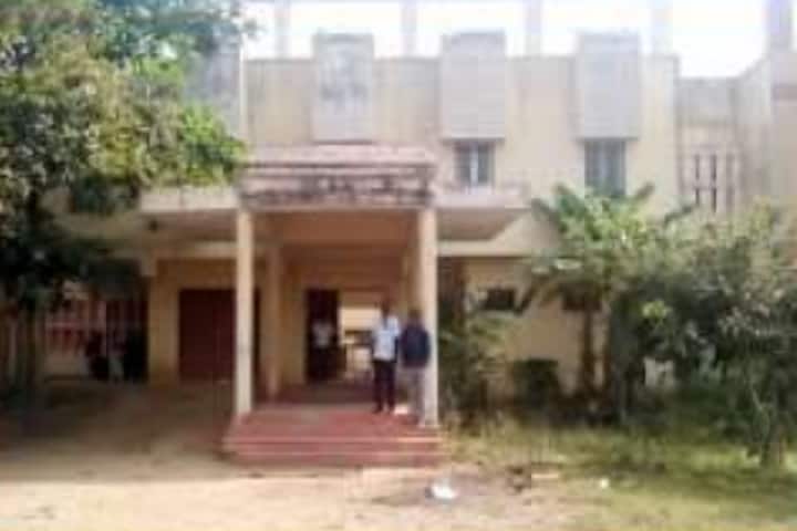 PT Lee Chengalvaraya Naicker College of Engineering and Technology campus in Kanchipuram, Tamil Nadu, India — photo 3