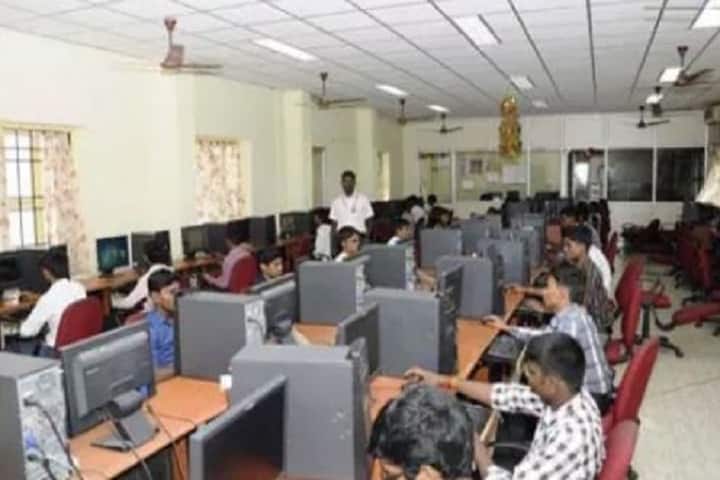 PT Lee Chengalvaraya Naicker College of Engineering and Technology campus in Kanchipuram, Tamil Nadu, India — photo 6