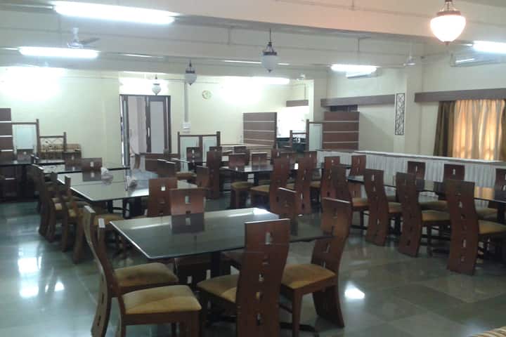 Sinhgad Institute of Hotel Management and Catering Technology campus in Lonavala, Maharashtra, India — photo 3
