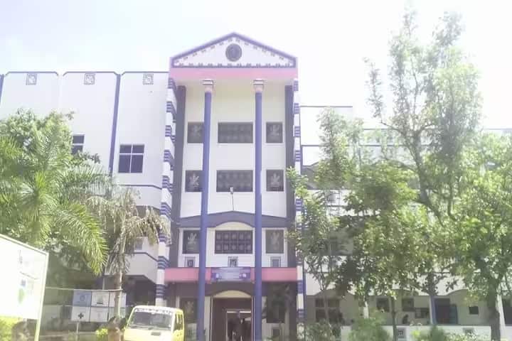 Nadar Saraswathi College of Arts and Science campus in Theni, Tamil Nadu, India — photo 2