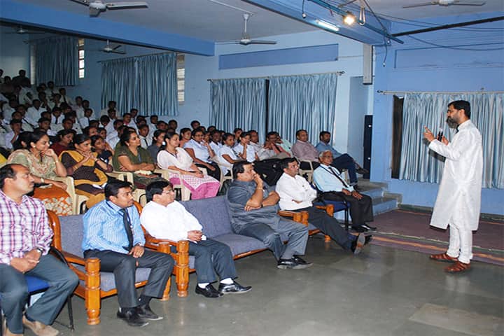 Mahatma Gandhi Vidyamandir's Samajshree Prashantdada Hiray College of Hotel Management and Catering Technology campus in Nashik, Maharashtra, India — photo 2