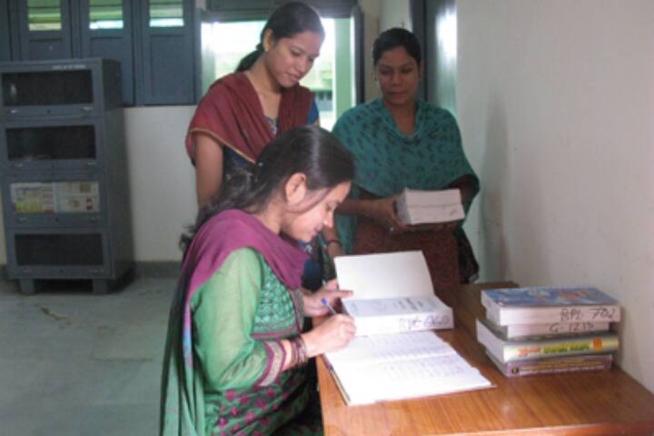 Government Mata Karma Girls College campus in Bamhani, Chhattisgarh, India — photo 3