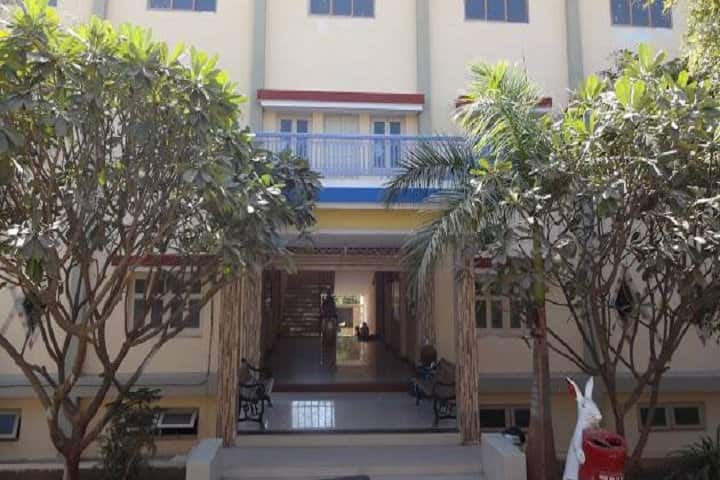 Shree Adarsh BCA College campus in Botad, Gujarat, India — photo 1