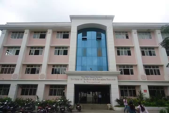Institute of Technical Education Research and Management campus in Akurdi, Maharashtra, India — photo 1