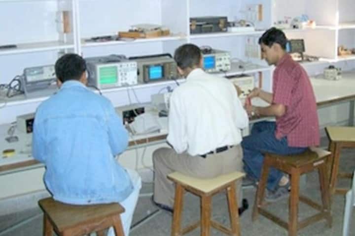 Department of Electronic Science campus in Pune, Maharashtra, India — photo 5