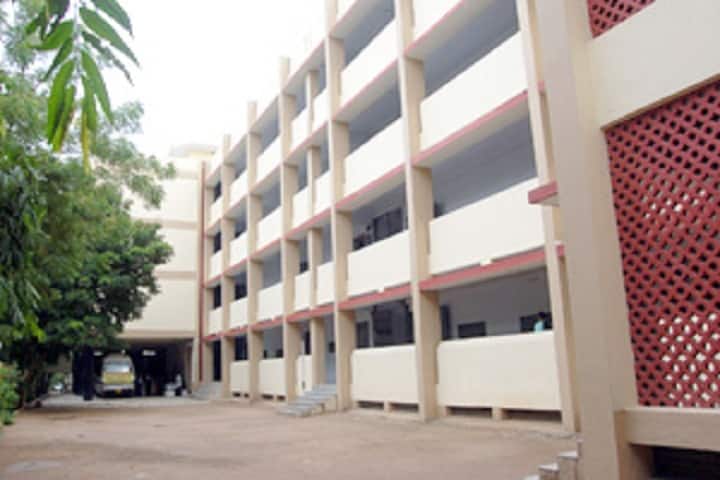 Navgujarat College of Computer Application campus in Ahmedabad, Gujarat, India — photo 1