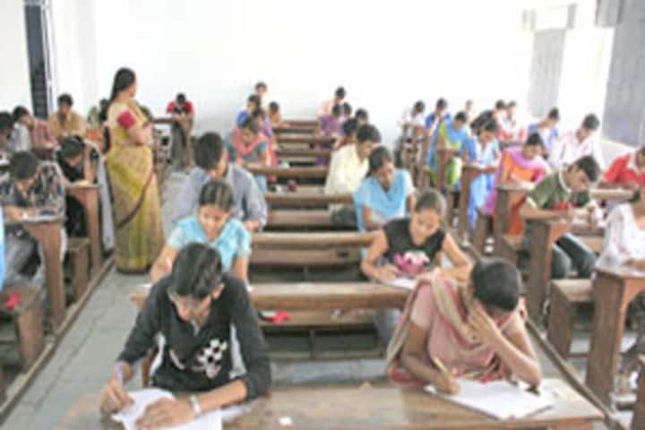 Navgujarat College of Computer Application campus in Ahmedabad, Gujarat, India — photo 2