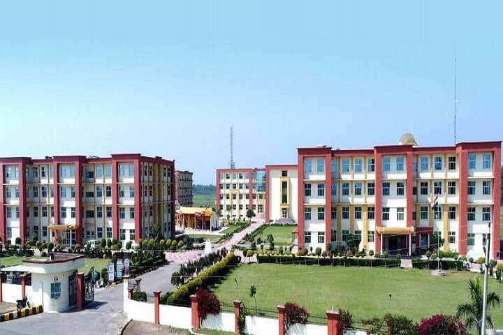 Universal Institute of Nursing campus in Mohali, Punjab, India — photo 1
