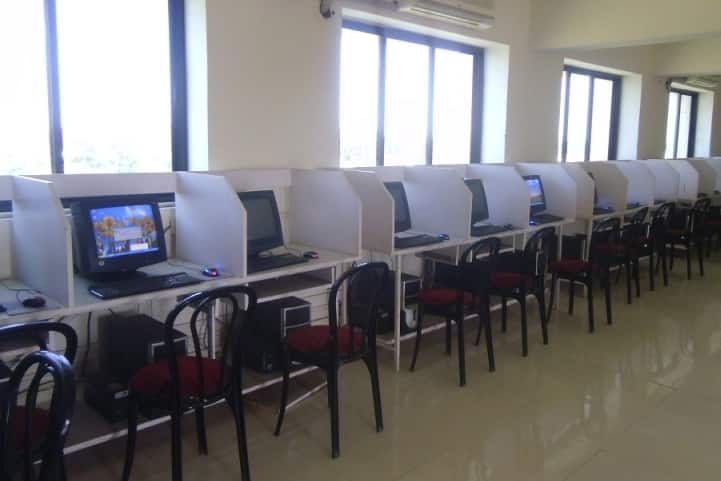 Kunwar Haribansh Singh College of Pharmacy campus in Jaunpur, Uttar Pradesh, India — photo 4