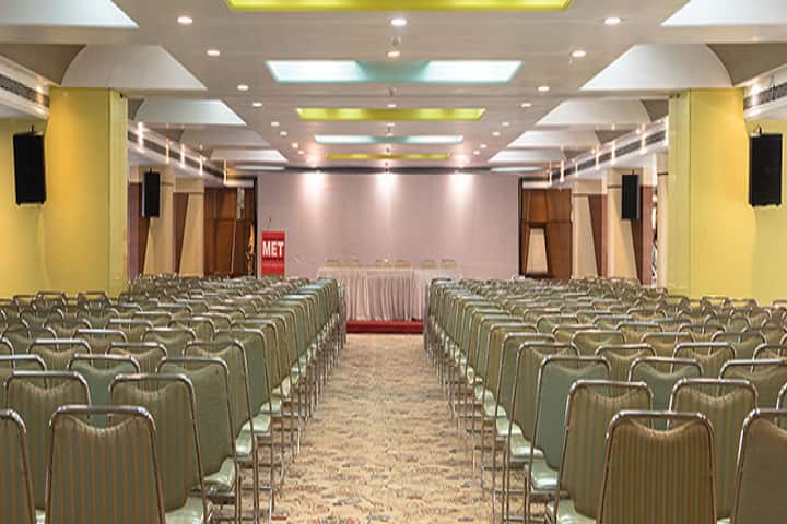 MET Institute of Computer Science campus in Mumbai, Maharashtra, India — photo 5