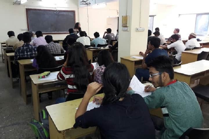 Late Bhausaheb Hiray Smarnika Samiti Trust's Institute of Computer Application campus in Mumbai, Maharashtra, India — photo 3