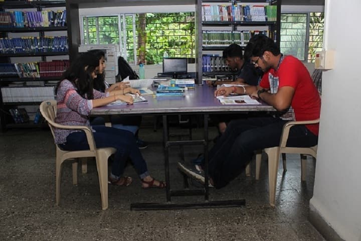 Late Bhausaheb Hiray Smarnika Samiti Trust's Institute of Computer Application campus in Mumbai, Maharashtra, India — photo 5