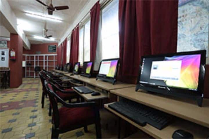 Modern Law College Pune campus in Pune, Maharashtra, India — photo 6