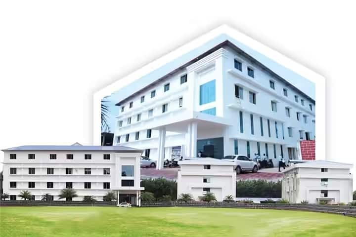 Kundapura Rural Ayurveda Medical College and Hospital campus in Kundapura, Karnataka, India — photo 4