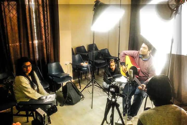 Puppets Picture College of Mass Communication campus in Noida, Uttar Pradesh, India — photo 6