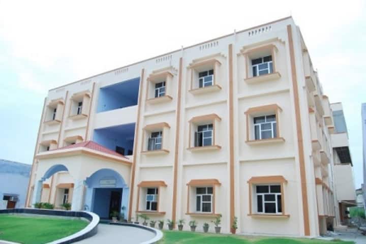 TIT&S campus in Bhiwani, Haryana, India — photo 2