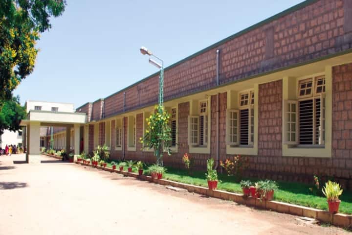 Sri GVG Visalakshi College for Women, Udumalpet campus in Udumalpet, Tamil Nadu, India