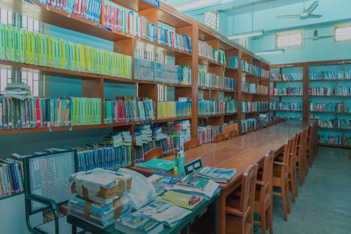 Sri GVG Visalakshi College for Women campus in Udumalpet, Tamil Nadu, India — photo 3